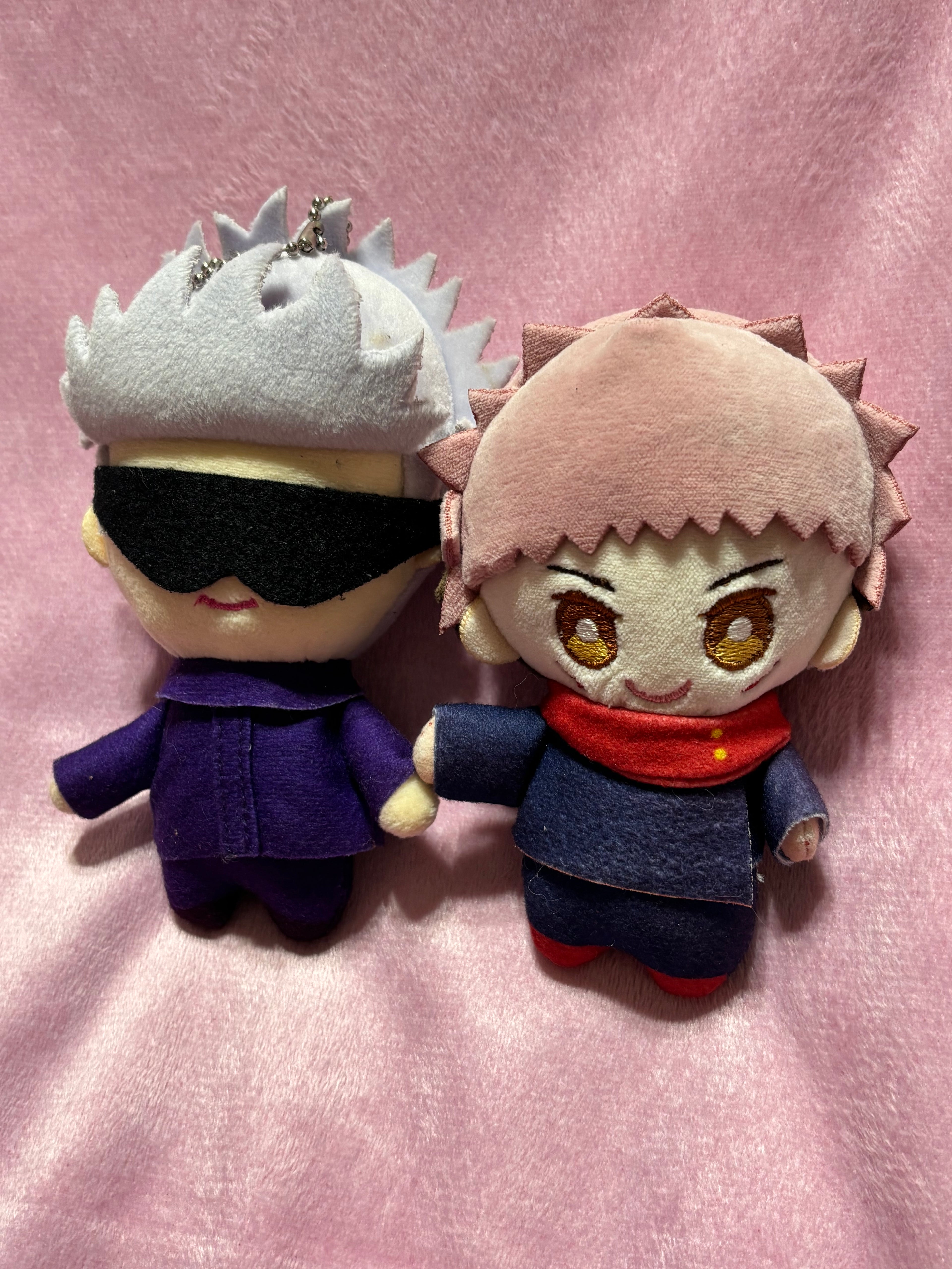 Jujutsu Anime Character Gojo Keychain and Itadori Set - Blue & Purple Plush Toys